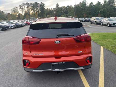 Used 2020 Kia Niro Touring image 6