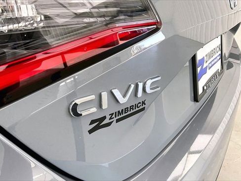 Certified 2025 Honda Civic Sport image 9