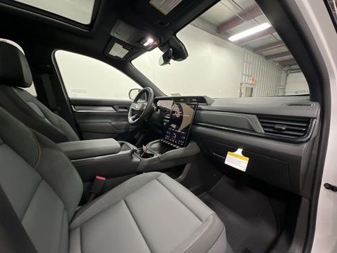 New 2026 GMC Terrain AT4 w/ Technology Package II image 29