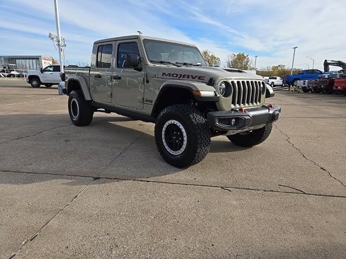 Used 2022 Jeep Gladiator Mojave w/ LED Lighting Group image 13