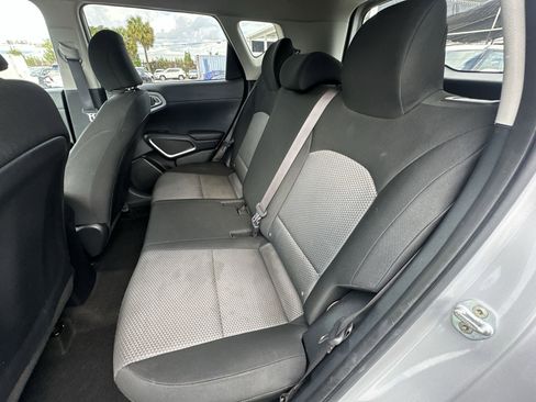 Used 2020 Kia Soul LX image 26