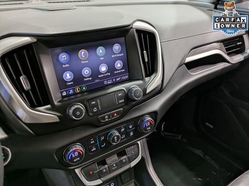 Used 2022 GMC Terrain SLT w/ Infotainment Package II AWD/4WD image 12