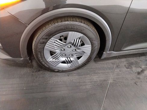 Used 2025 Kia K4 LX image 39