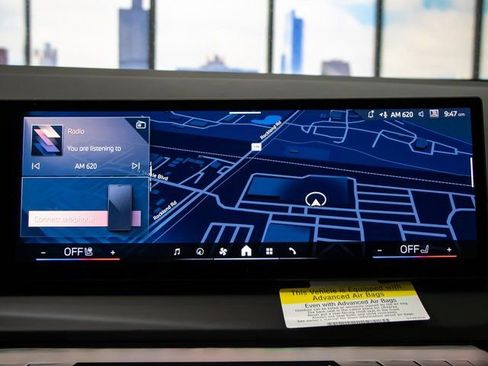 Used 2025 BMW X3 xDrive30i w/ Premium Package image 18