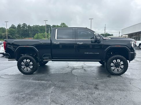 Used 2025 GMC Sierra 2500 Denali w/ Denali Reserve Package AWD/4WD image 5