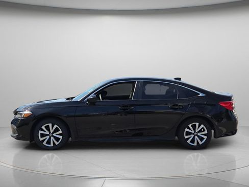 Used 2023 Honda Civic LX image 3