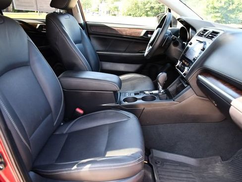 Used 2019 Subaru Outback 2.5i Limited w/ Popular Package #2 AWD/4WD image 27