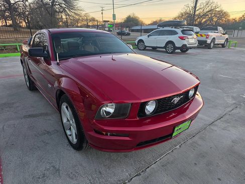 Used 2006 Ford Mustang GT Premium image 5