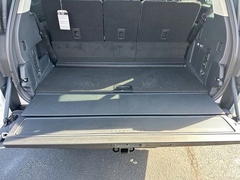 New 2025 Ford Expedition Active image 37