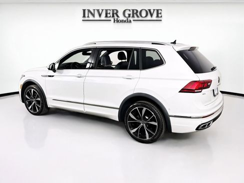 Used 2022 Volkswagen Tiguan SEL R-Line AWD/4WD image 7