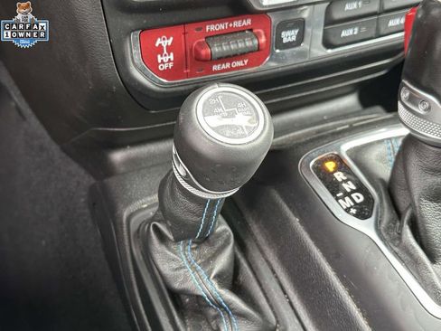 Used 2023 Jeep Wrangler Unlimited Rubicon 4xe w/ Cold Weather Group AWD/4WD image 30