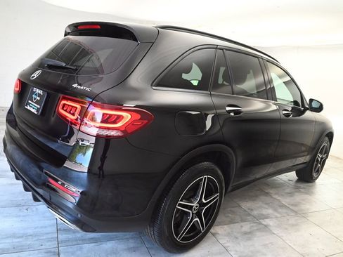 Used 2021 Mercedes-Benz GLC 300 4MATIC image 2