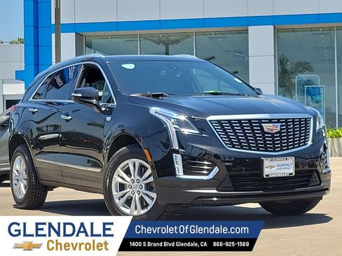 Used 2022 Cadillac XT5 Luxury FWD image 1