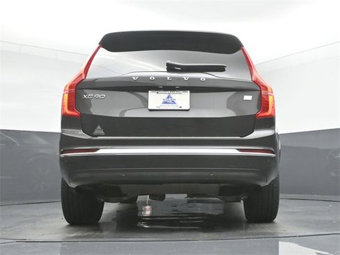 Used 2024 Volvo XC90 T8 Ultimate w/ Lounge Package image 44