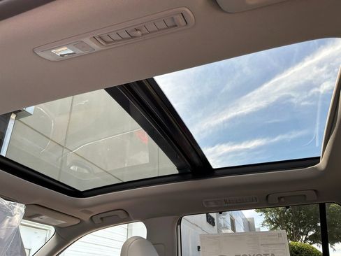 New 2026 Toyota Grand Highlander Limited AWD/4WD image 20