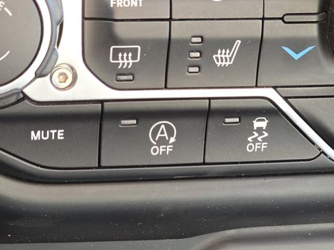 Used 2021 Jeep Gladiator Mojave w/ Dual Top Group image 8