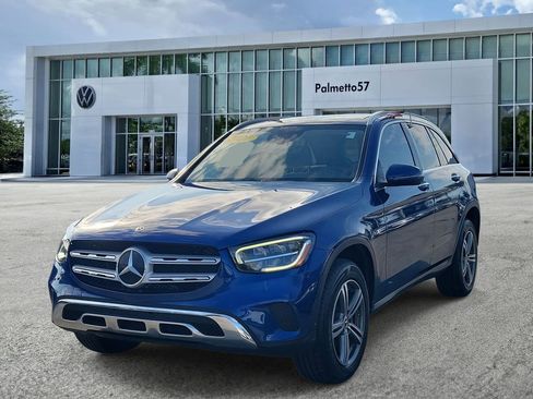 Used 2020 Mercedes-Benz GLC 300 4MATIC w/ Multimedia Package image 3