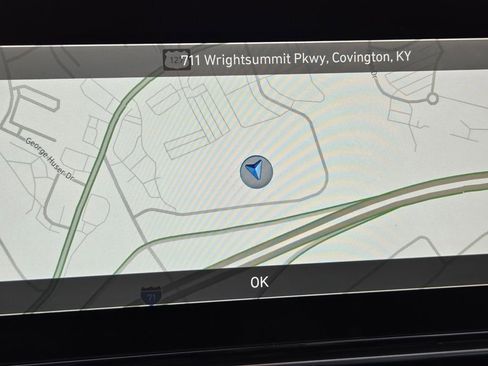 Used 2025 Hyundai Elantra SEL FWD image 11
