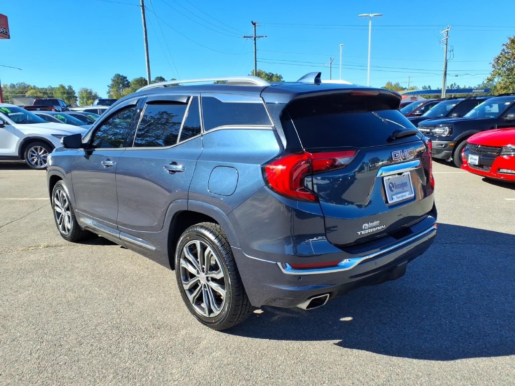 Used 2019 GMC Terrain Denali w/ Advanced Safety Package FWD image 6