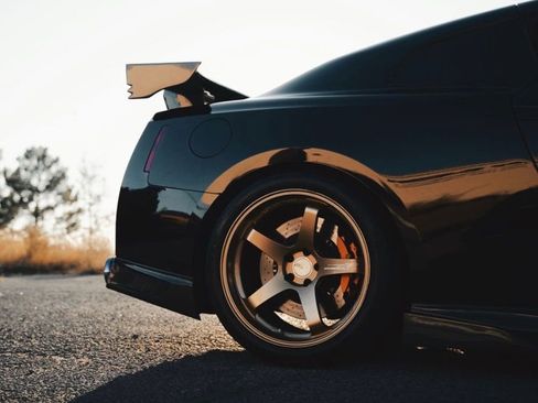 Used 2019 Nissan GT-R Premium w/ Premium Interior Package image 15