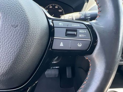 Used 2024 Honda HR-V Sport image 15