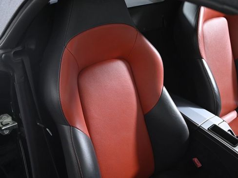 Used 2005 Chrysler Crossfire Convertible image 24