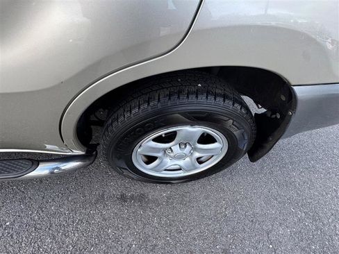 Used 2002 Toyota RAV4 4WD image 27