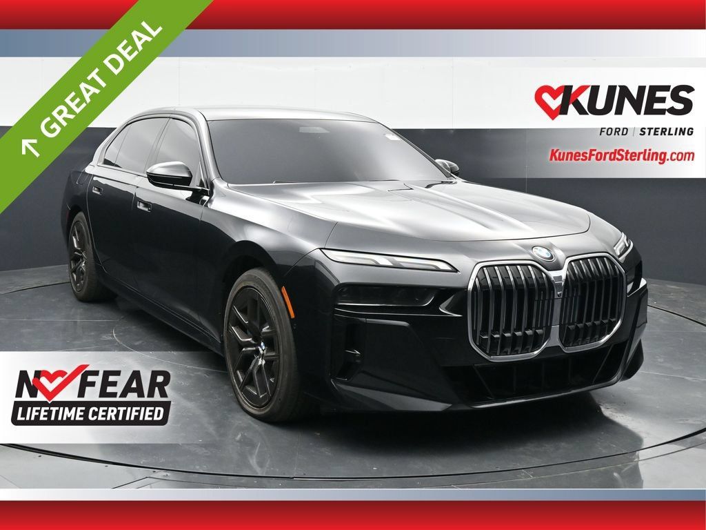 Used 2023 BMW 760i xDrive AWD/4WD image 1