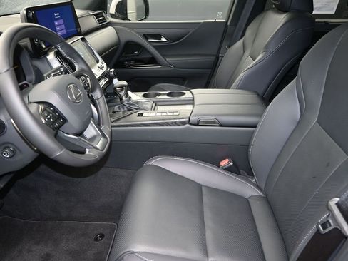 New 2026 Lexus LX 600 4WD w/ Luxury Package image 13