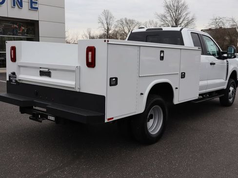New 2026 Ford F350 XL w/ XL Chrome Package AWD/4WD image 3