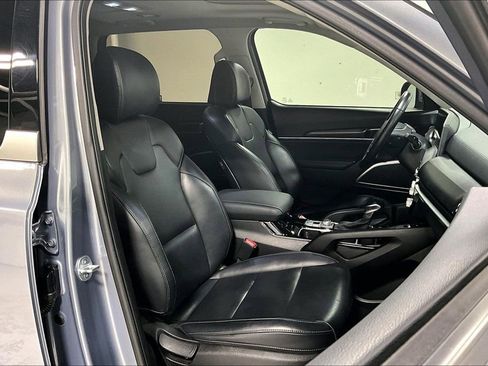 Used 2024 Kia Telluride S w/ S Sunroof Package image 10