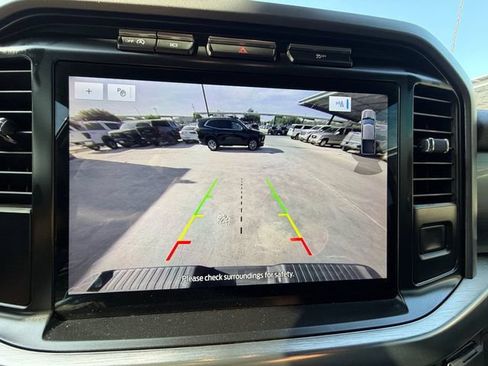 Used 2023 Ford F150 Lariat AWD/4WD image 9