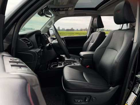 Certified 2022 Toyota 4Runner TRD Pro AWD/4WD image 9