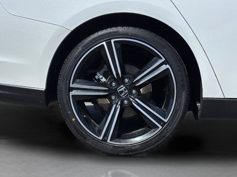 Certified 2023 Honda Accord Sport image 9