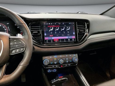 Used 2025 Dodge Durango R/T AWD/4WD image 9