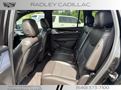 Used 2023 Cadillac XT6 Premium Luxury AWD/4WD image 12