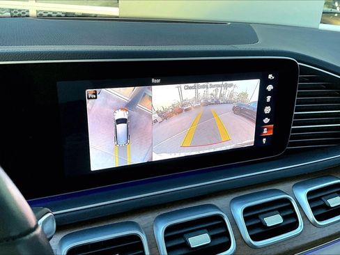 Used 2023 Mercedes-Benz GLS 450 4MATIC image 21