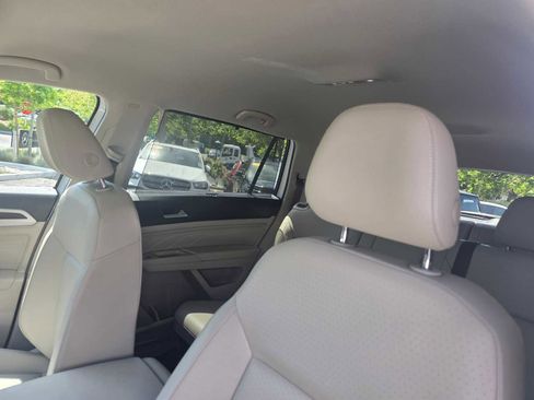 Used 2022 Volkswagen Atlas SE FWD image 27