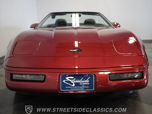 Used 1995 Chevrolet Corvette Convertible RWD image 18