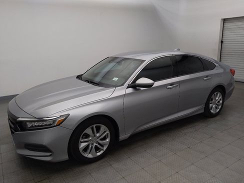 Used 2019 Honda Accord LX image 2