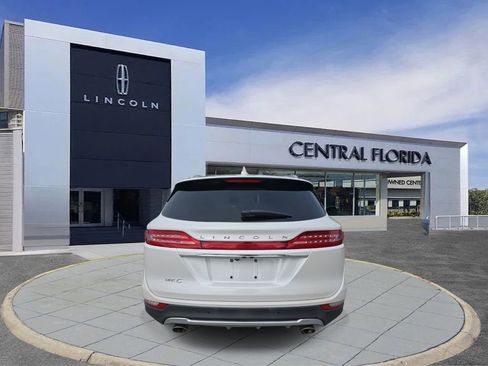 Used 2019 Lincoln MKC Select w/ Select Plus Package image 4