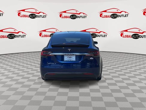Used 2018 Tesla Model X 75D AWD/4WD image 7