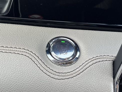 Used 2023 Lincoln Navigator L Reserve image 33