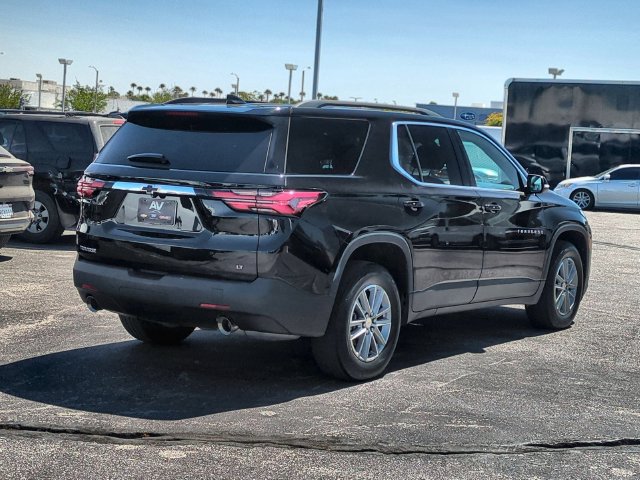 Used 2023 Chevrolet Traverse LT w/ LPO, Cargo Package FWD image 8