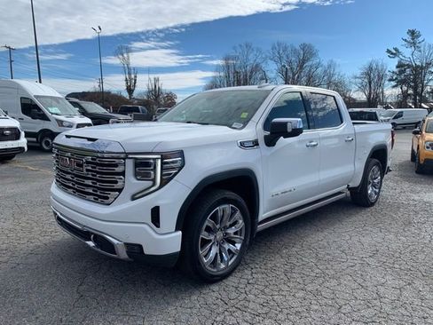Used 2023 GMC Sierra 1500 Denali w/ Denali Reserve Package image 4