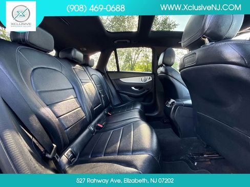 Used 2019 Mercedes-Benz GLC 300 4MATIC image 25
