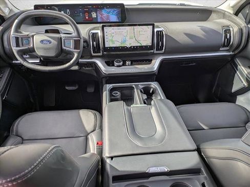 New 2026 Ford Expedition Platinum AWD/4WD image 17