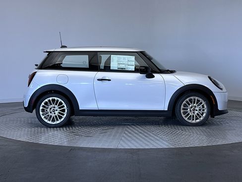 New 2026 MINI Cooper 2-Door Hardtop FWD image 10