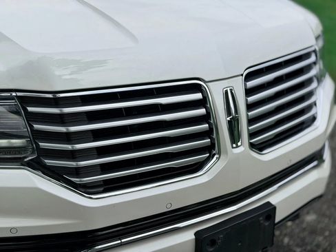 Used 2015 Lincoln Navigator L 4WD w/ Equipment Group 101A Reserve image 25