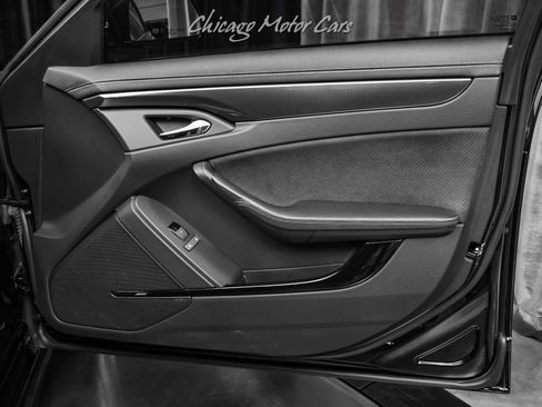 Used 2012 Cadillac CTS V RWD image 31